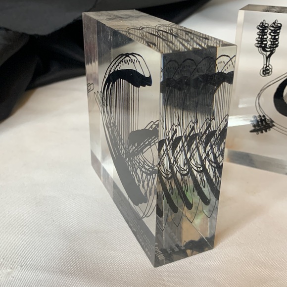 Signed Acrylic optical art by Israeli artist N. H. Azaz “OT Musical Instruments” - Picture 4 of 10